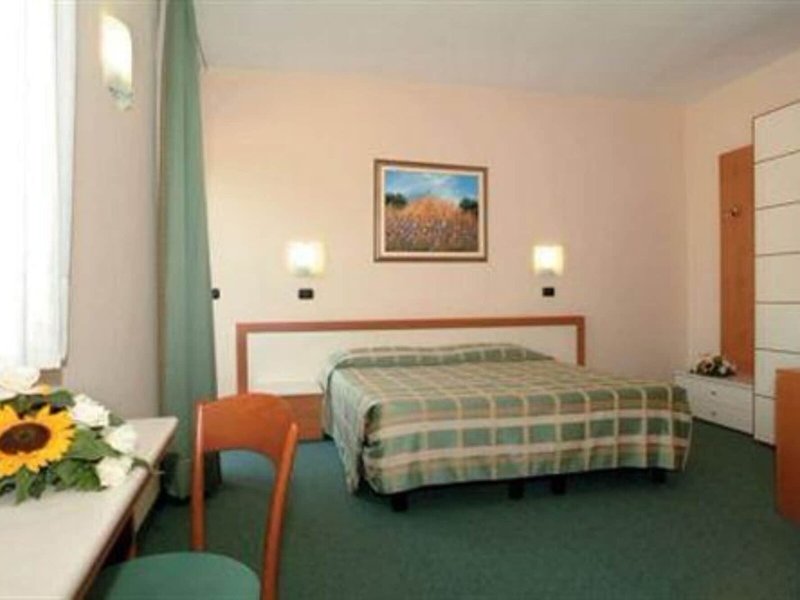 Primavera Stresa 32 - Room Example