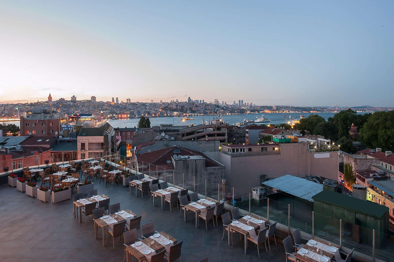 DoubleTree by Hilton Hotel Istanbul - Sirkeci 17