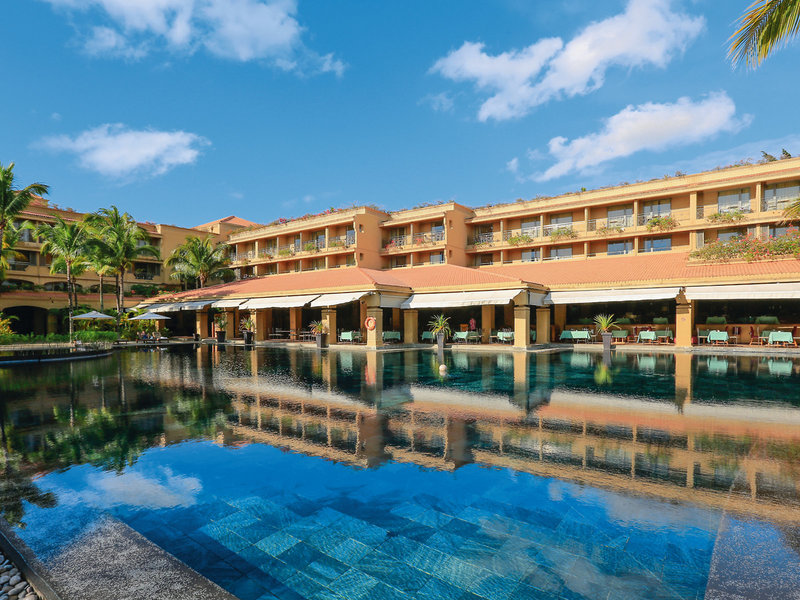 Mauricia Beachcomber Resort & Spa 2