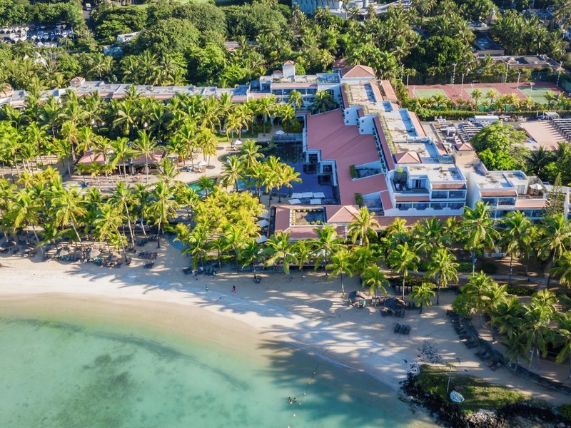 Mauricia Beachcomber Resort & Spa 9