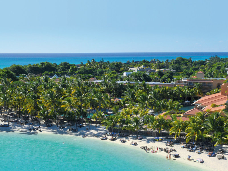 Mauricia Beachcomber Resort & Spa 10