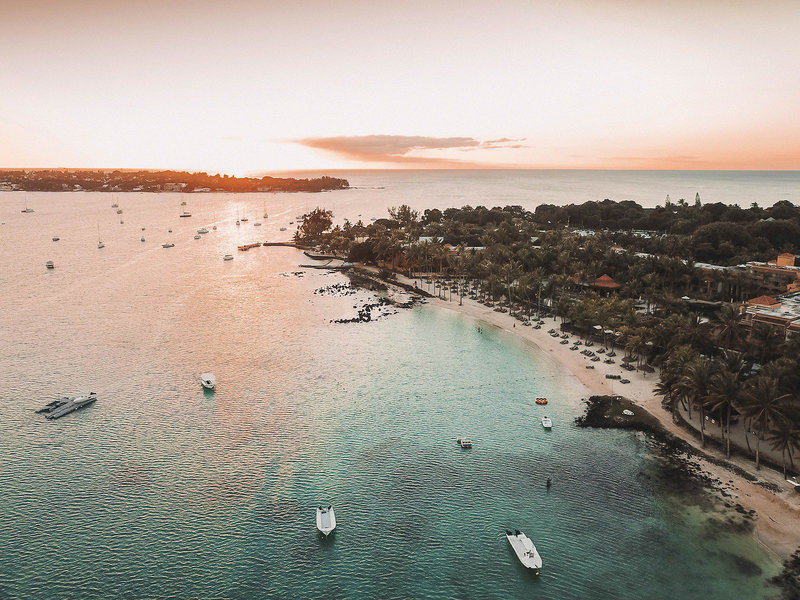 Mauricia Beachcomber Resort & Spa 11