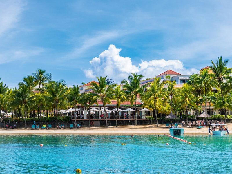 Mauricia Beachcomber Resort & Spa 14