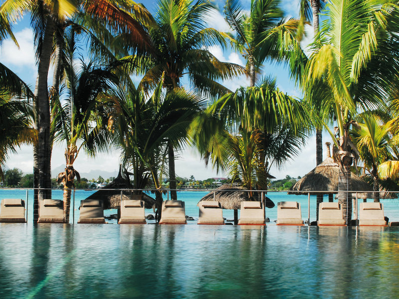 Mauricia Beachcomber Resort & Spa 19