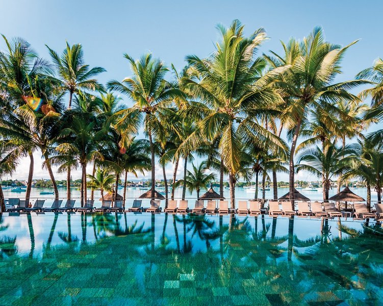 Mauricia Beachcomber Resort & Spa 2