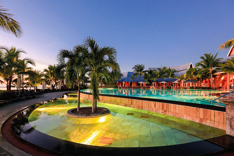 Victoria Beachcomber Resort & Spa 6