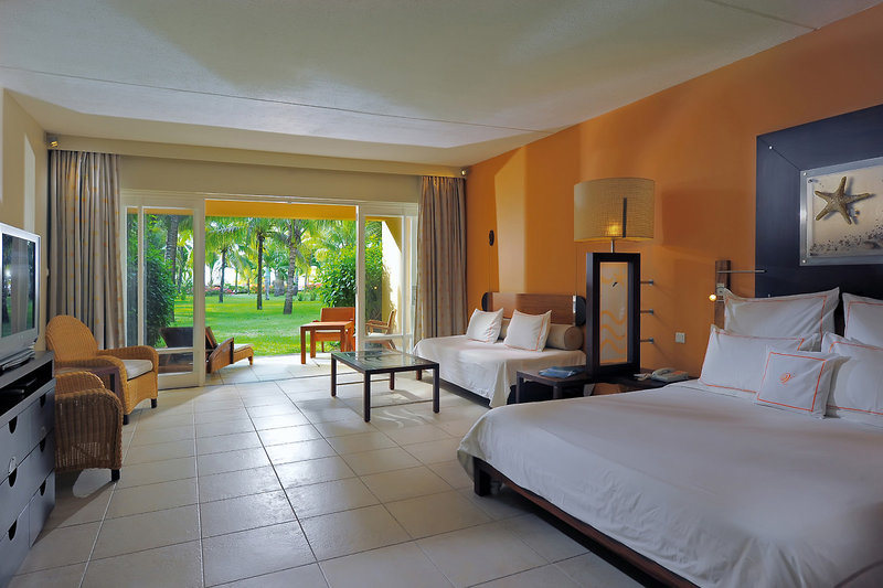Victoria Beachcomber Resort & Spa 9