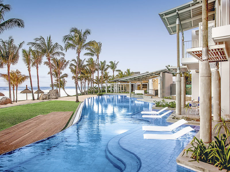 Victoria Beachcomber Resort & Spa 3