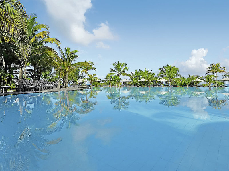 Victoria Beachcomber Resort & Spa 6