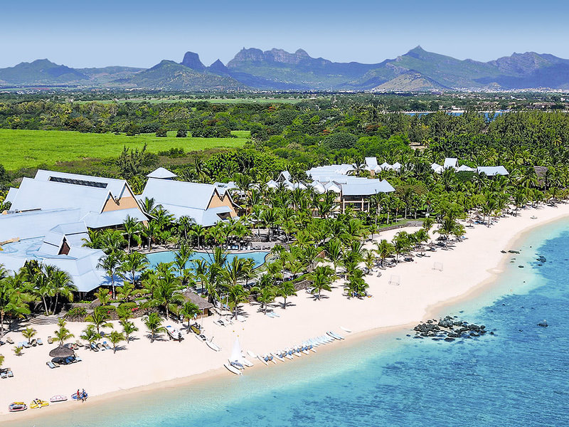 Victoria Beachcomber Resort & Spa 9