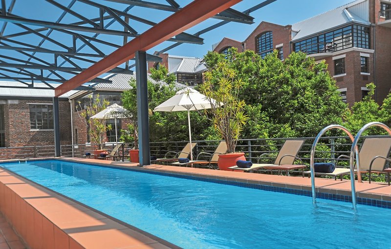 Protea Victoria Junction 1