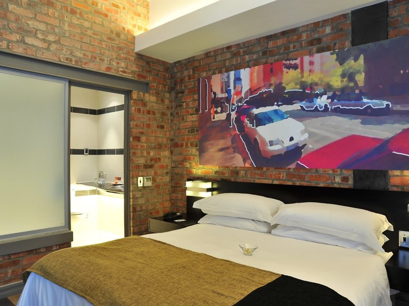 Protea Victoria Junction 26