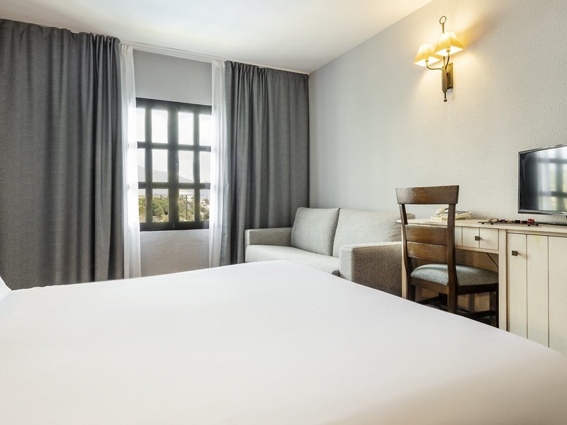 Hotel ILUNION Hacienda de Mijas 36