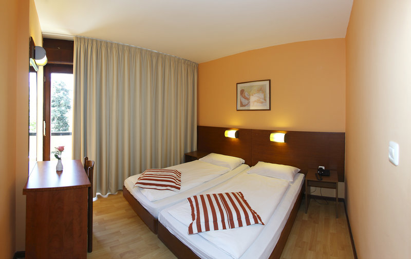 Hotel Donat 28