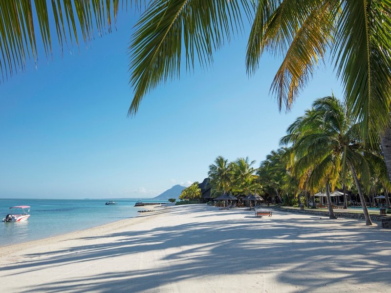 Paradis Beachcomber Golf Resort & Spa 11