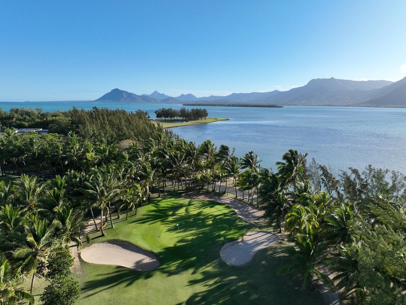 Paradis Beachcomber Golf Resort & Spa 41