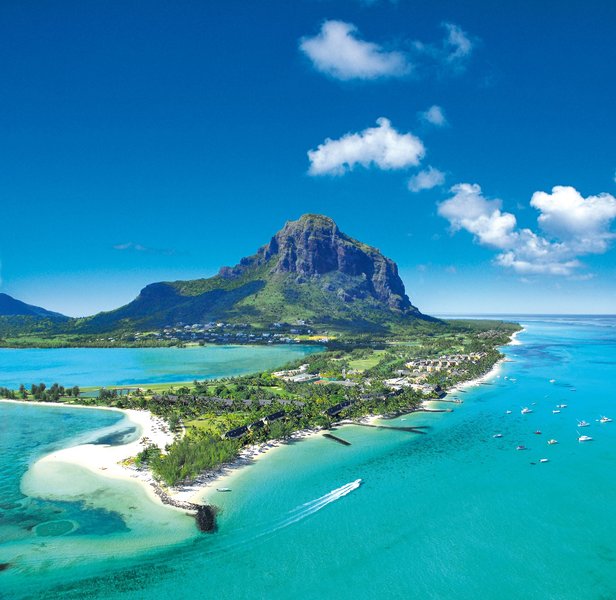 Paradis Beachcomber Golf Resort & Spa 5