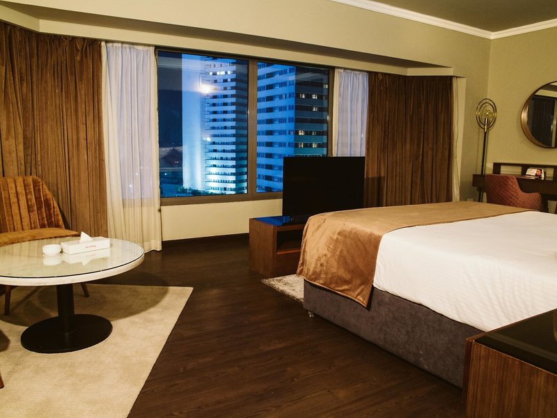 Pyramisa Suites Hotel Cairo & Casino 30 - Room Example