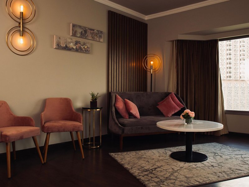 Pyramisa Suites Hotel Cairo & Casino 34 - Room Example