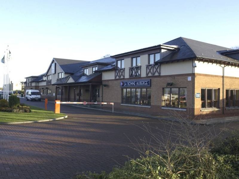 Holiday Inn Express Edinburgh Airport 4