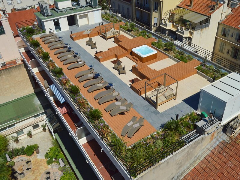 Best Western Plus Le Patio Des Artistes 16