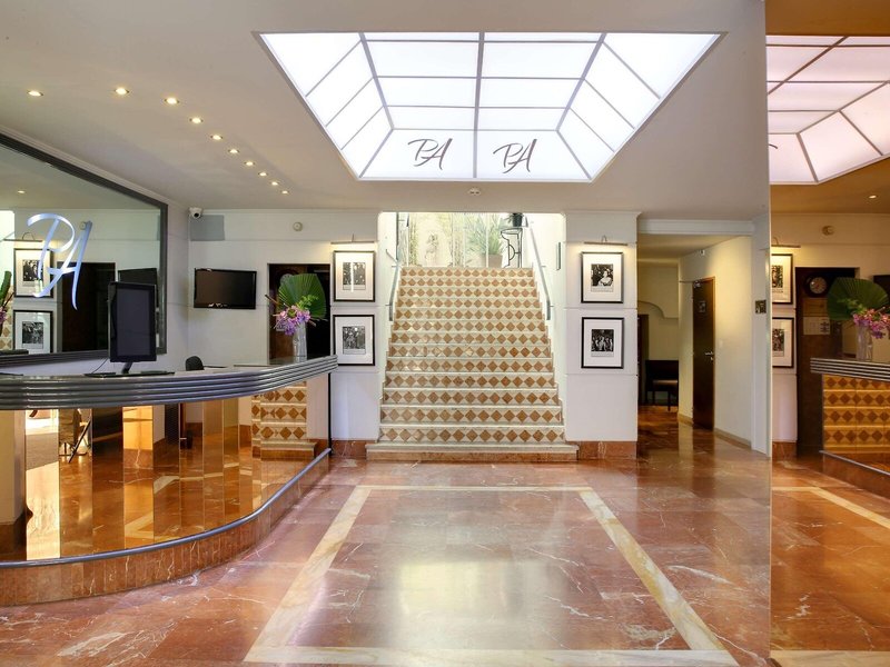 Best Western Plus Le Patio Des Artistes 18