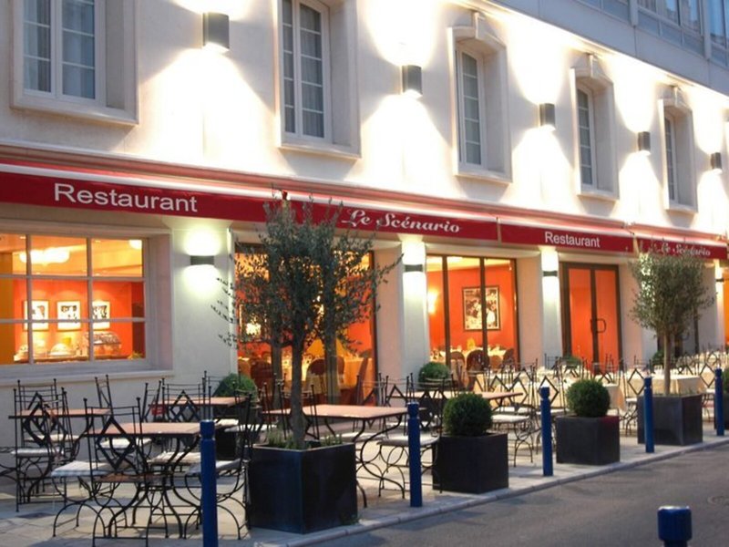 Best Western Plus Le Patio Des Artistes 23
