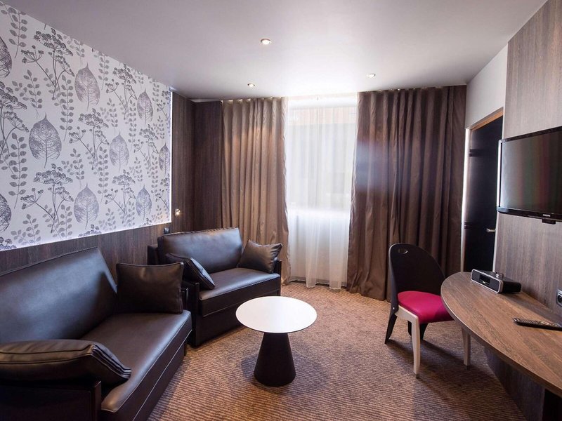 Best Western Plus Le Patio Des Artistes 39