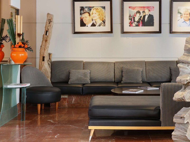 Best Western Plus Le Patio Des Artistes 10