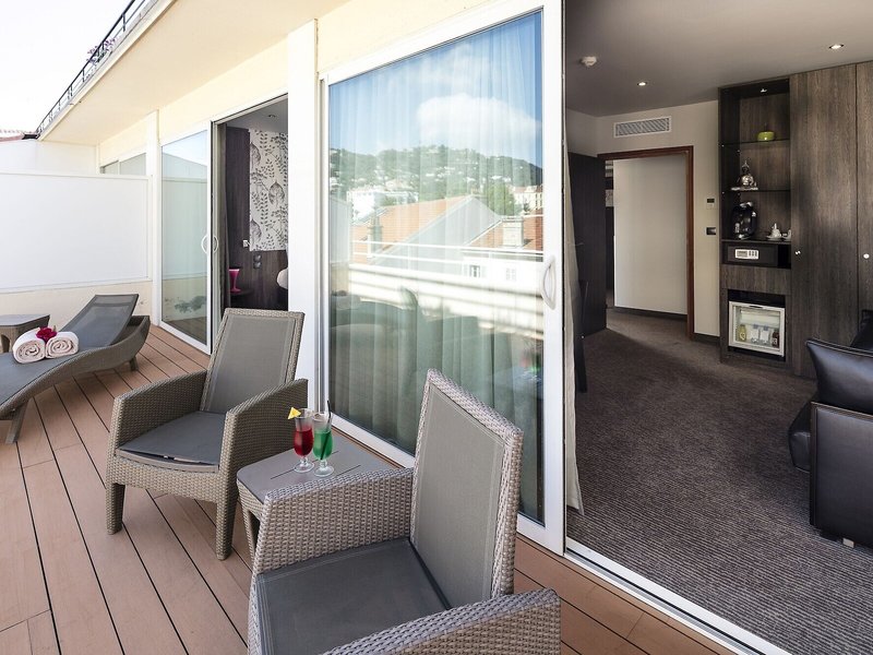 Best Western Plus Le Patio Des Artistes 22