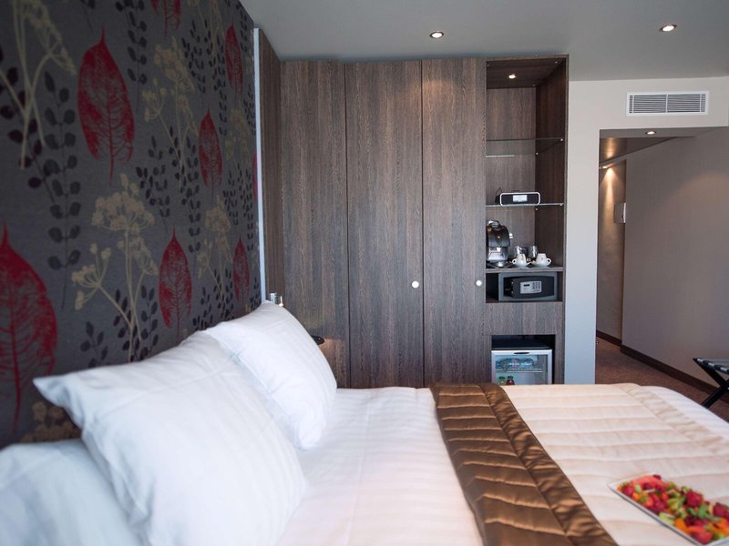 Best Western Plus Le Patio Des Artistes 38