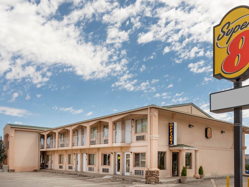 Travelodge Bakersfield 4