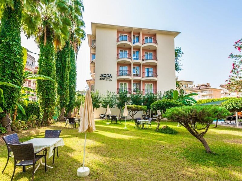 The S Apart & Suit Hotel 6