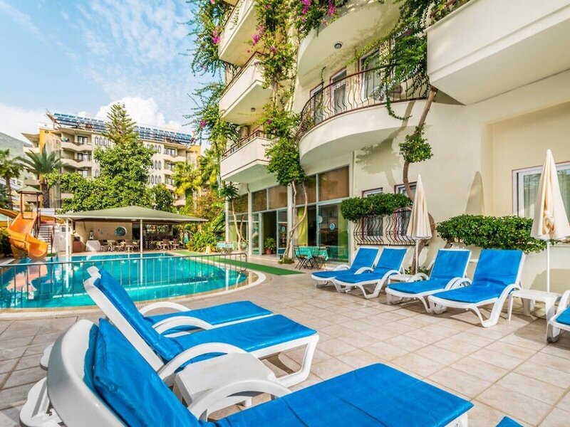The S Apart & Suit Hotel 7