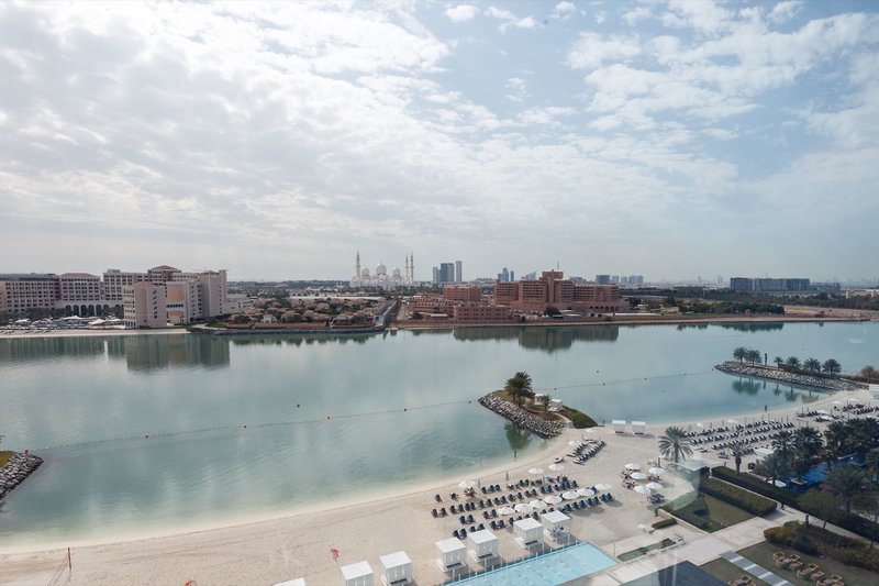 Fairmont Bab Al Bahr 12