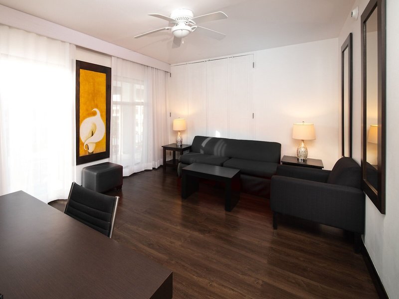 S Hotel Kingston 17