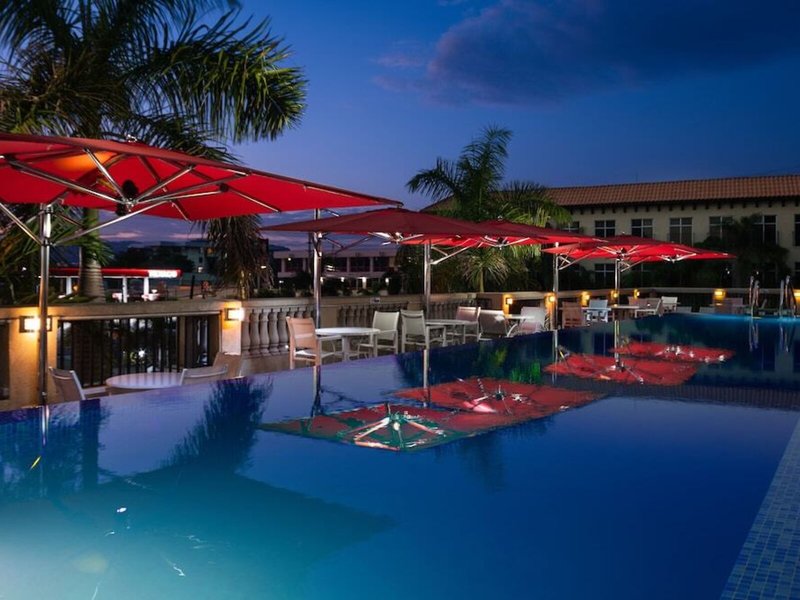S Hotel Kingston 13