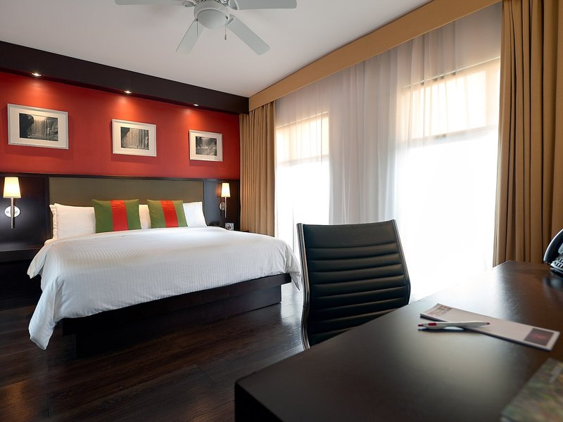 S Hotel Kingston 39