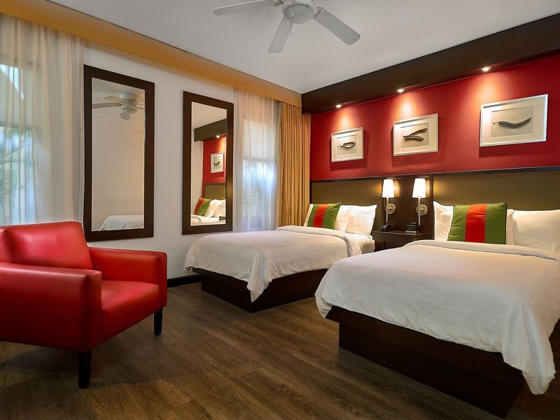 S Hotel Kingston 44