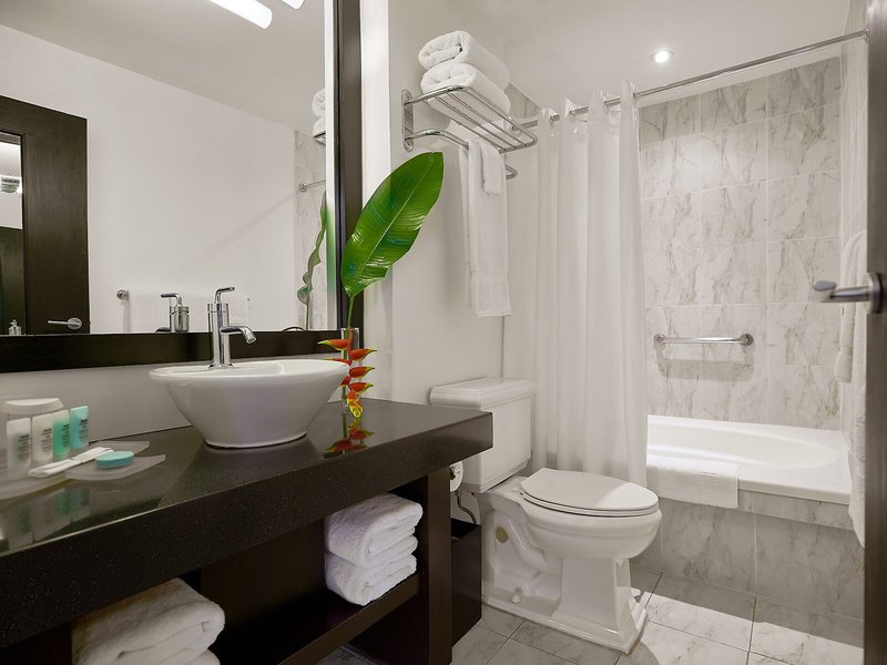 S Hotel Kingston 46