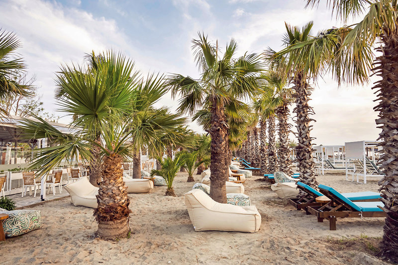 Alea Hotel & Suites 8