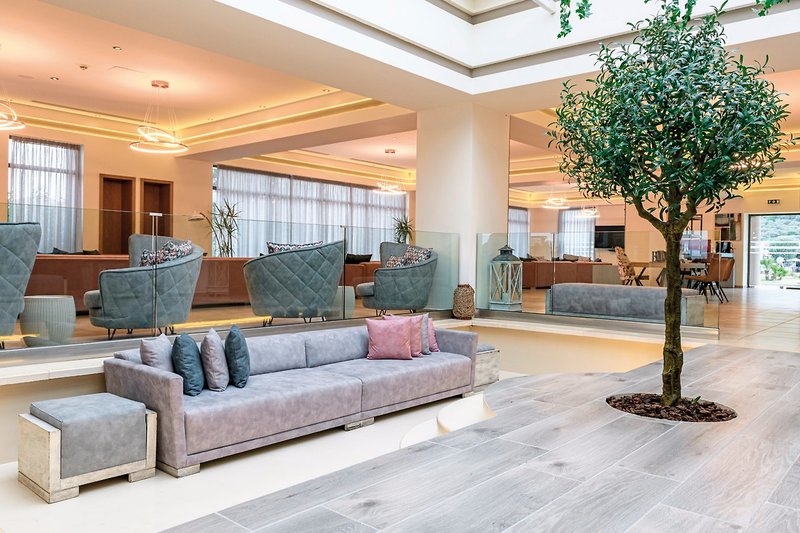 Alea Hotel & Suites 12