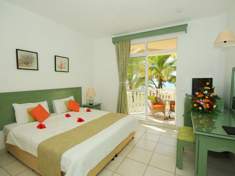 Silver Beach 19