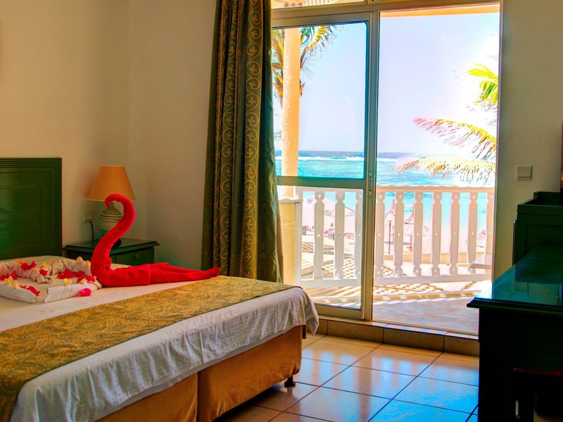 Silver Beach 21