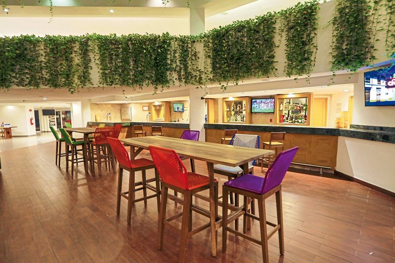 Friendly Vallarta Beach & Spa 7