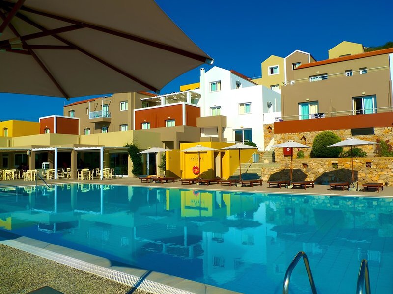 Apolis Beachscape Hotel 2