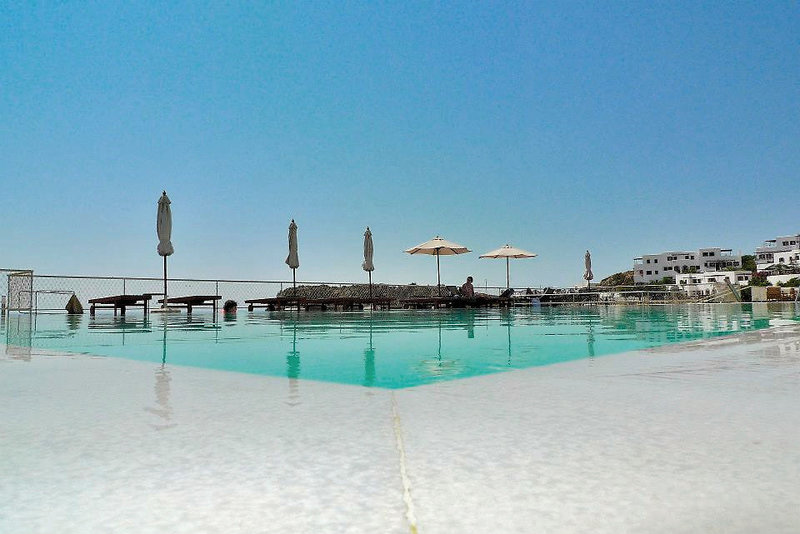 Apolis Beachscape Hotel 9