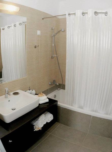 Apolis Beachscape Hotel 14