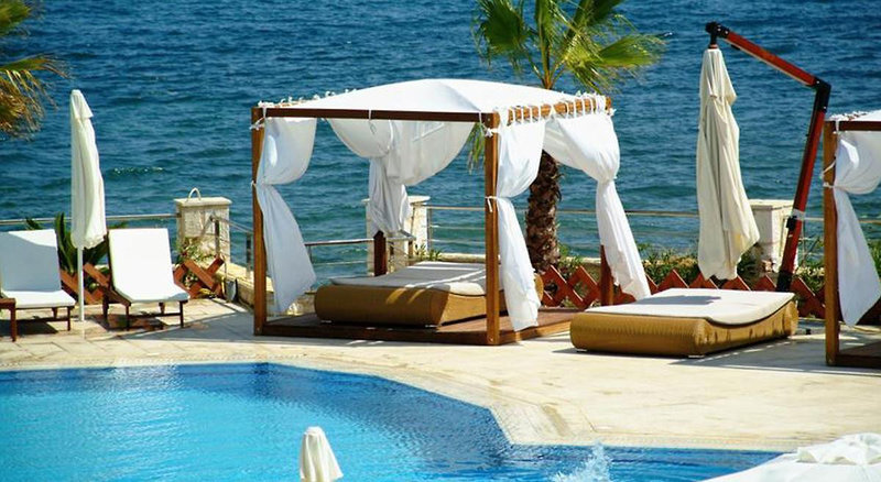 Ionian Emerald 1
