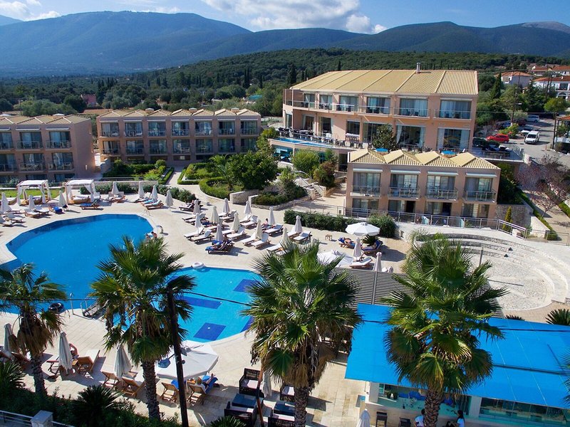 Ionian Emerald 10